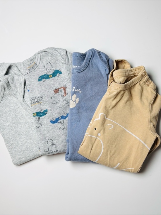 Carter's Other - Neutral Whimsical Animals Infant Bodysuit set 4pcs 9-12 Months